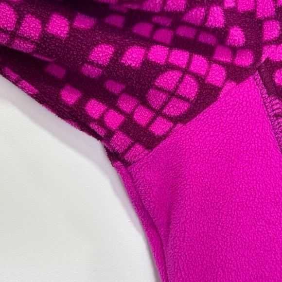 Columbia vibrant patterned 1/4 zip fleece pullover size XL (fits smaller) - Picture 7 of 15